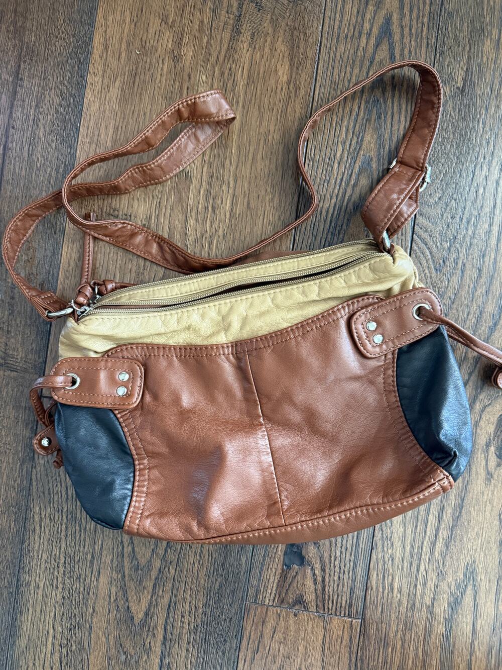 Bueno Colorblock Crossbody Purse Brown Tan Black Vegan Leather Patchwork Boho